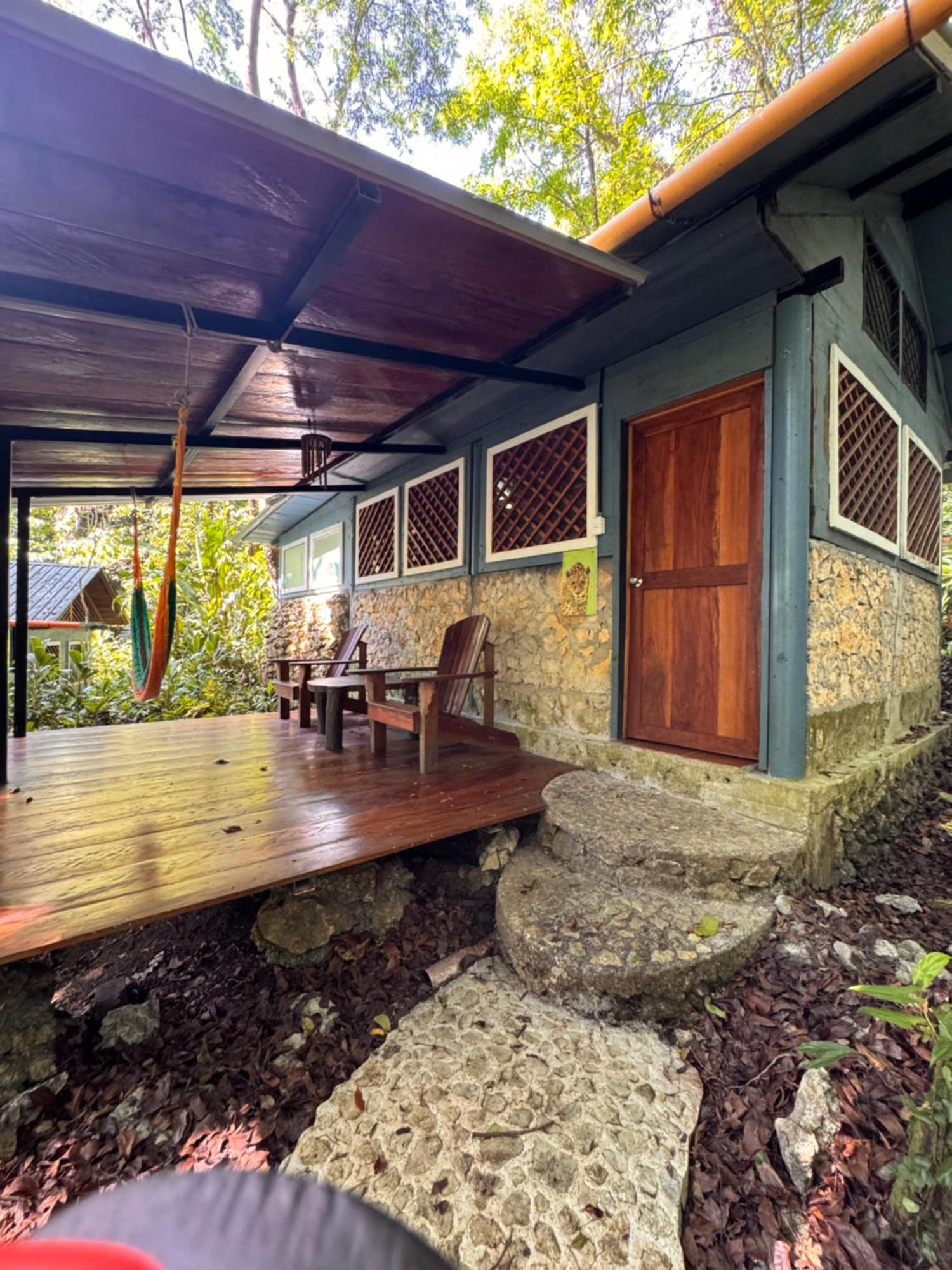Finca Tatin Hotel Izabal エクステリア 写真
