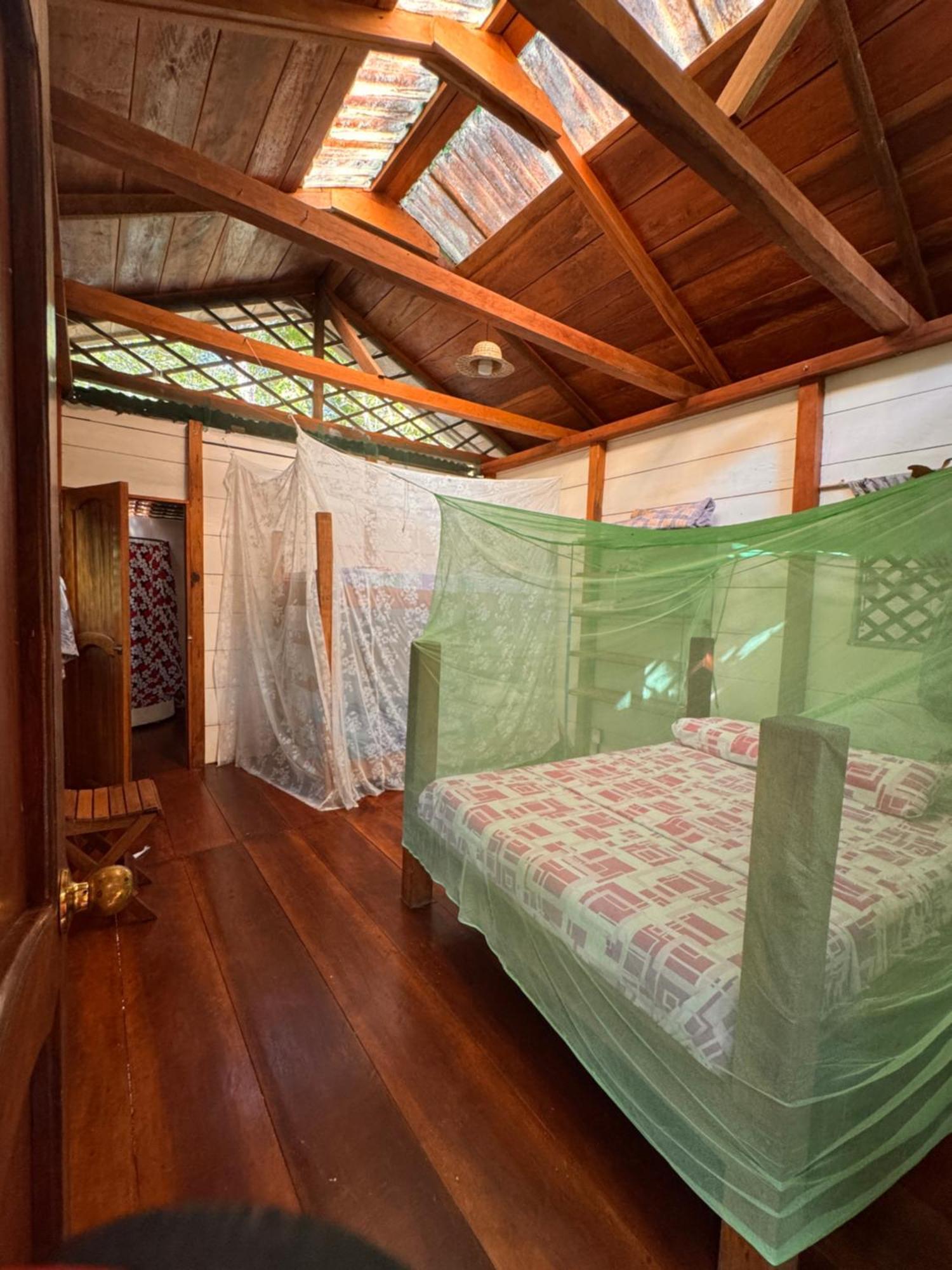 Finca Tatin Hotel Izabal エクステリア 写真
