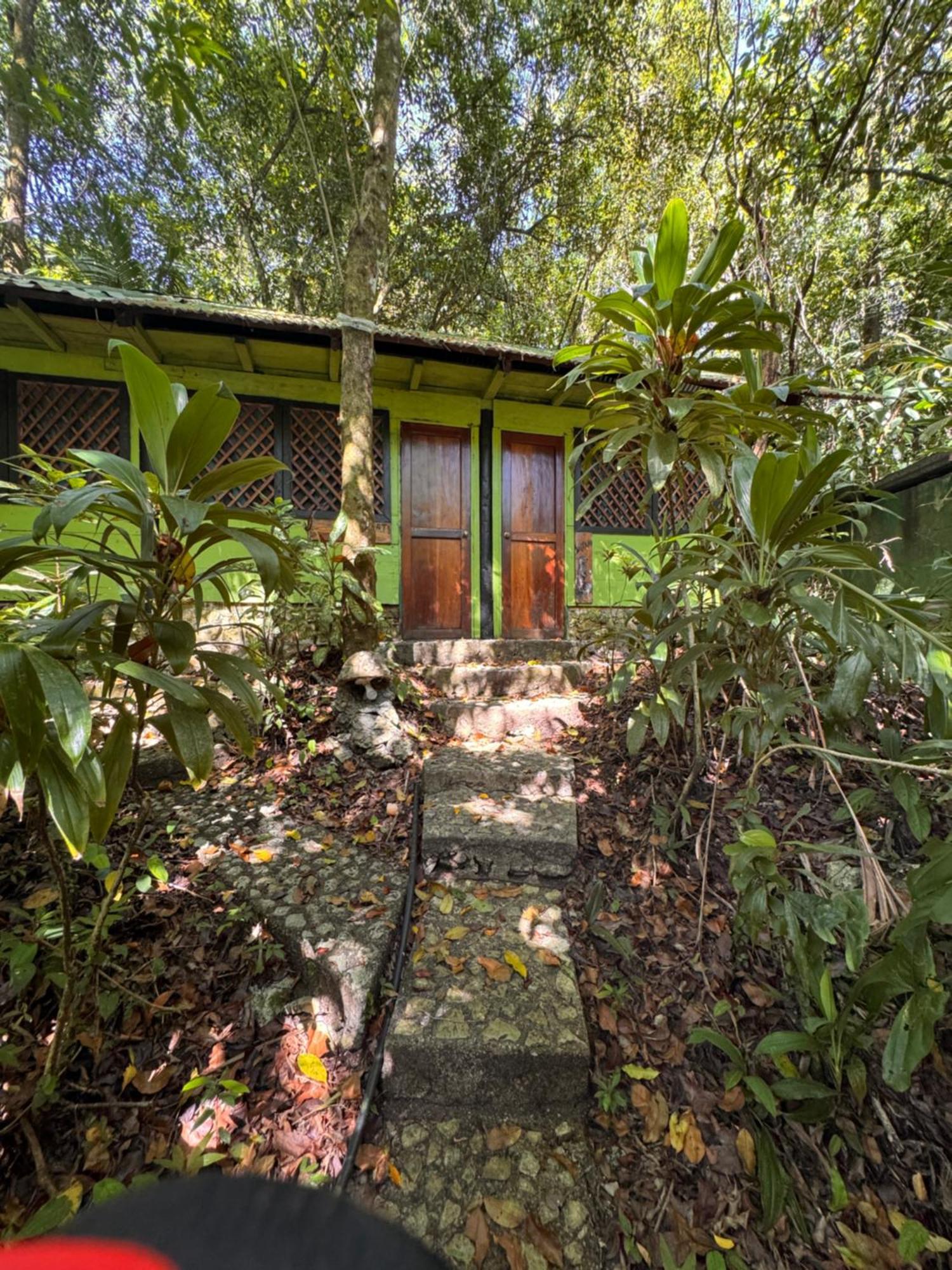Finca Tatin Hotel Izabal エクステリア 写真