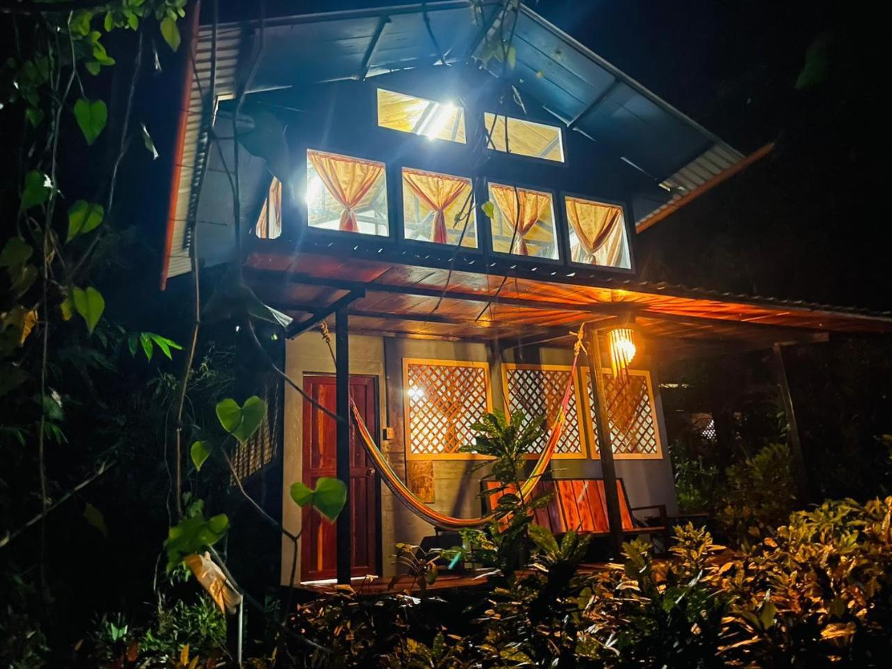 Finca Tatin Hotel Izabal エクステリア 写真