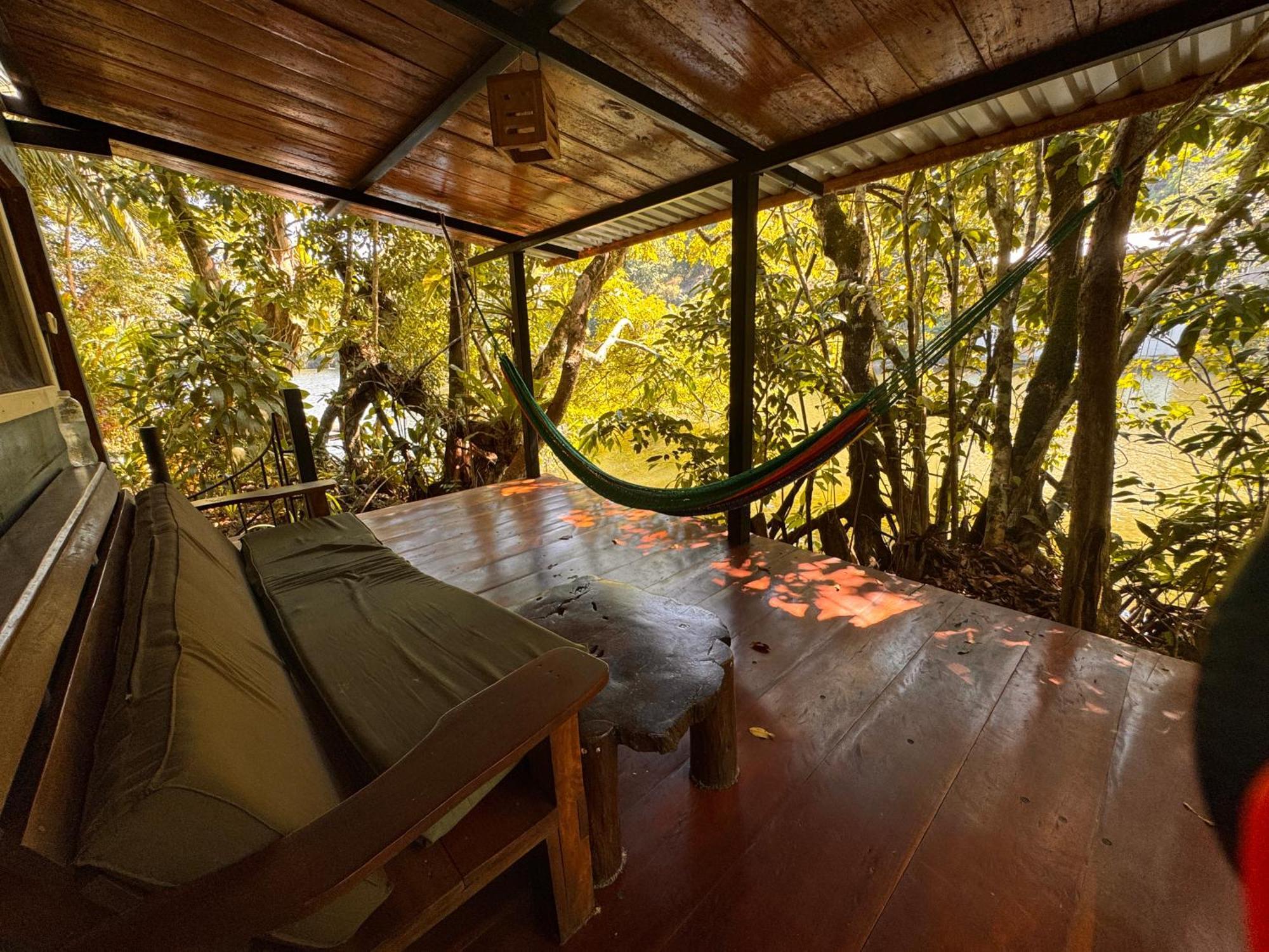 Finca Tatin Hotel Izabal エクステリア 写真