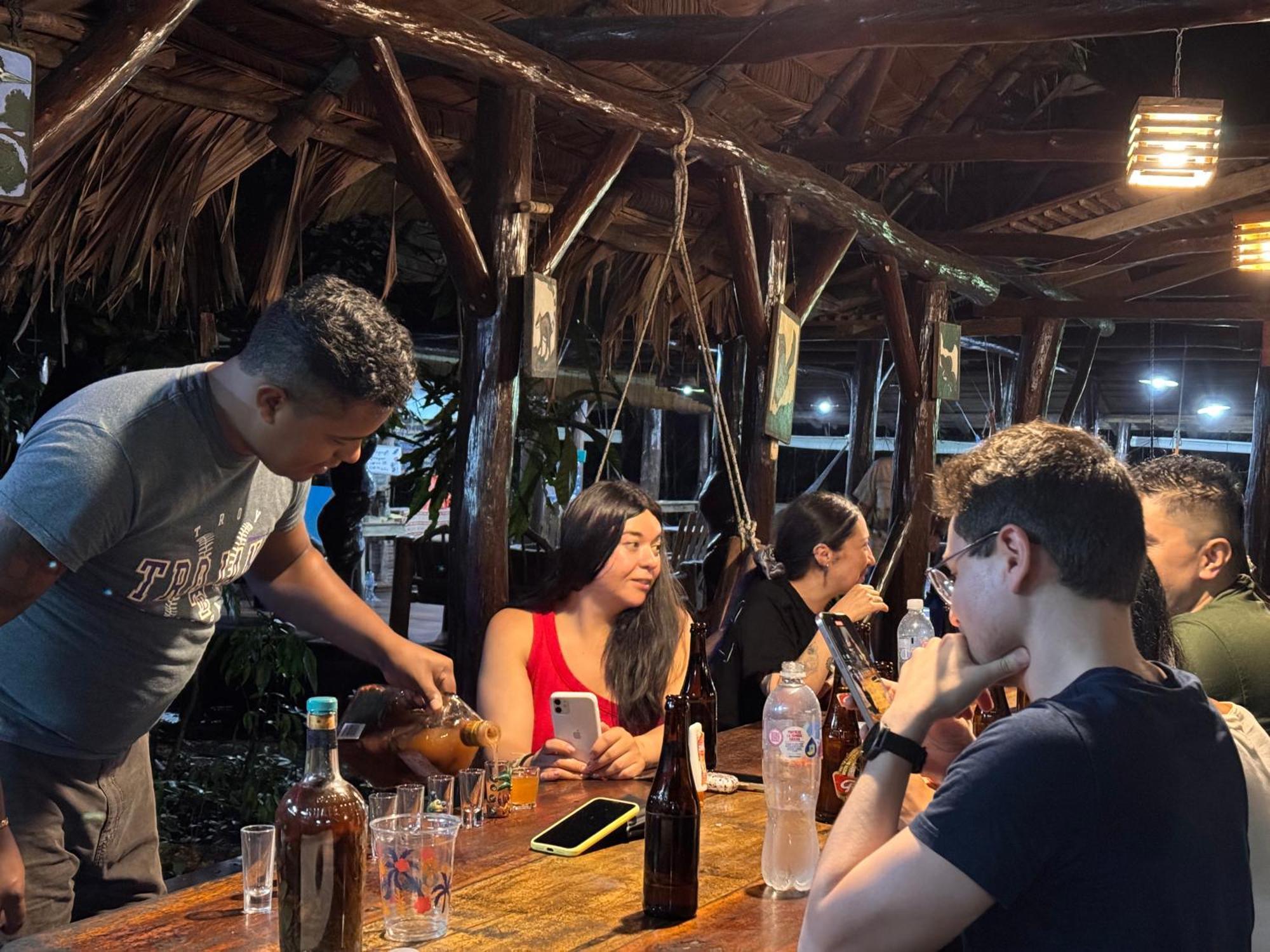 Finca Tatin Hotel Izabal エクステリア 写真