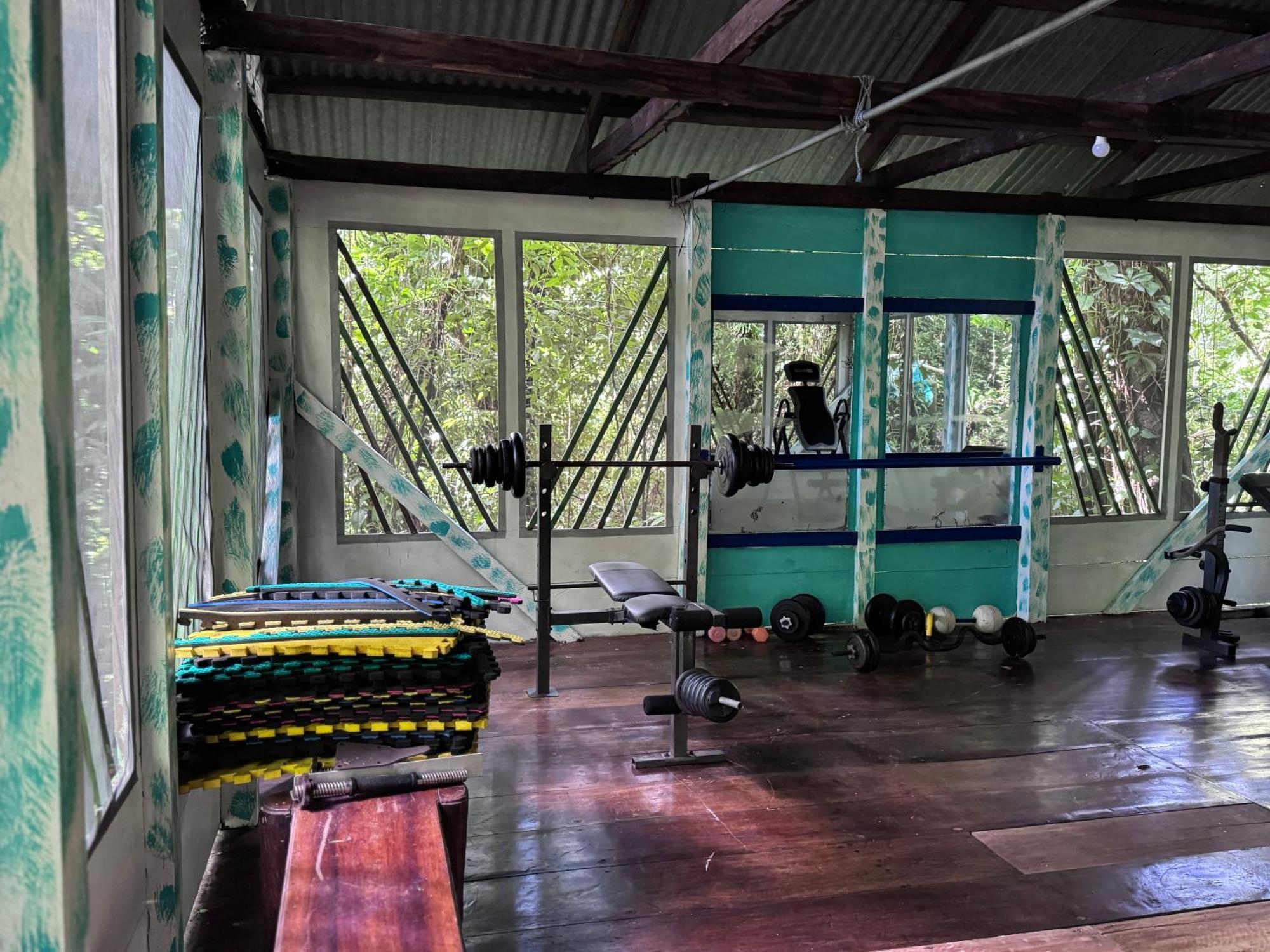 Finca Tatin Hotel Izabal エクステリア 写真