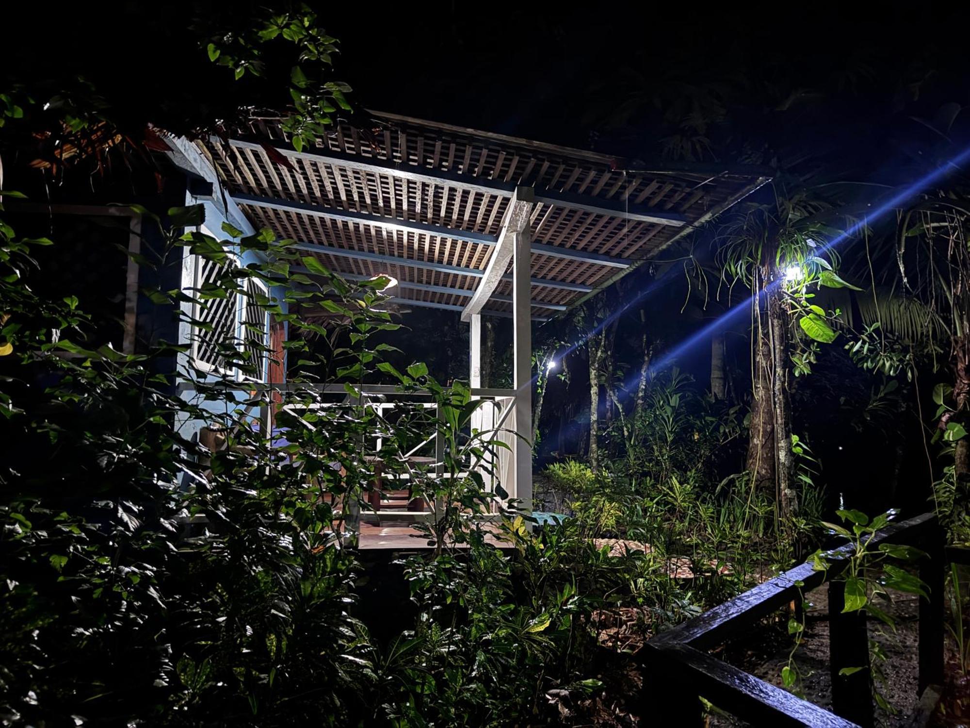 Finca Tatin Hotel Izabal エクステリア 写真