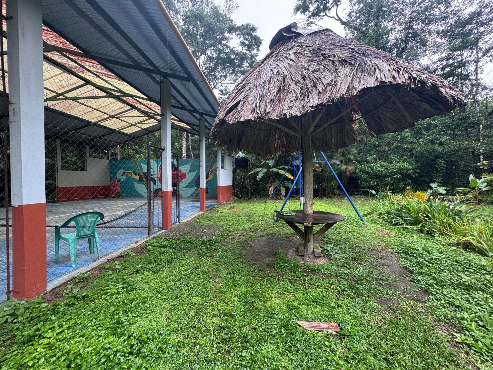 Finca Tatin Hotel Izabal エクステリア 写真