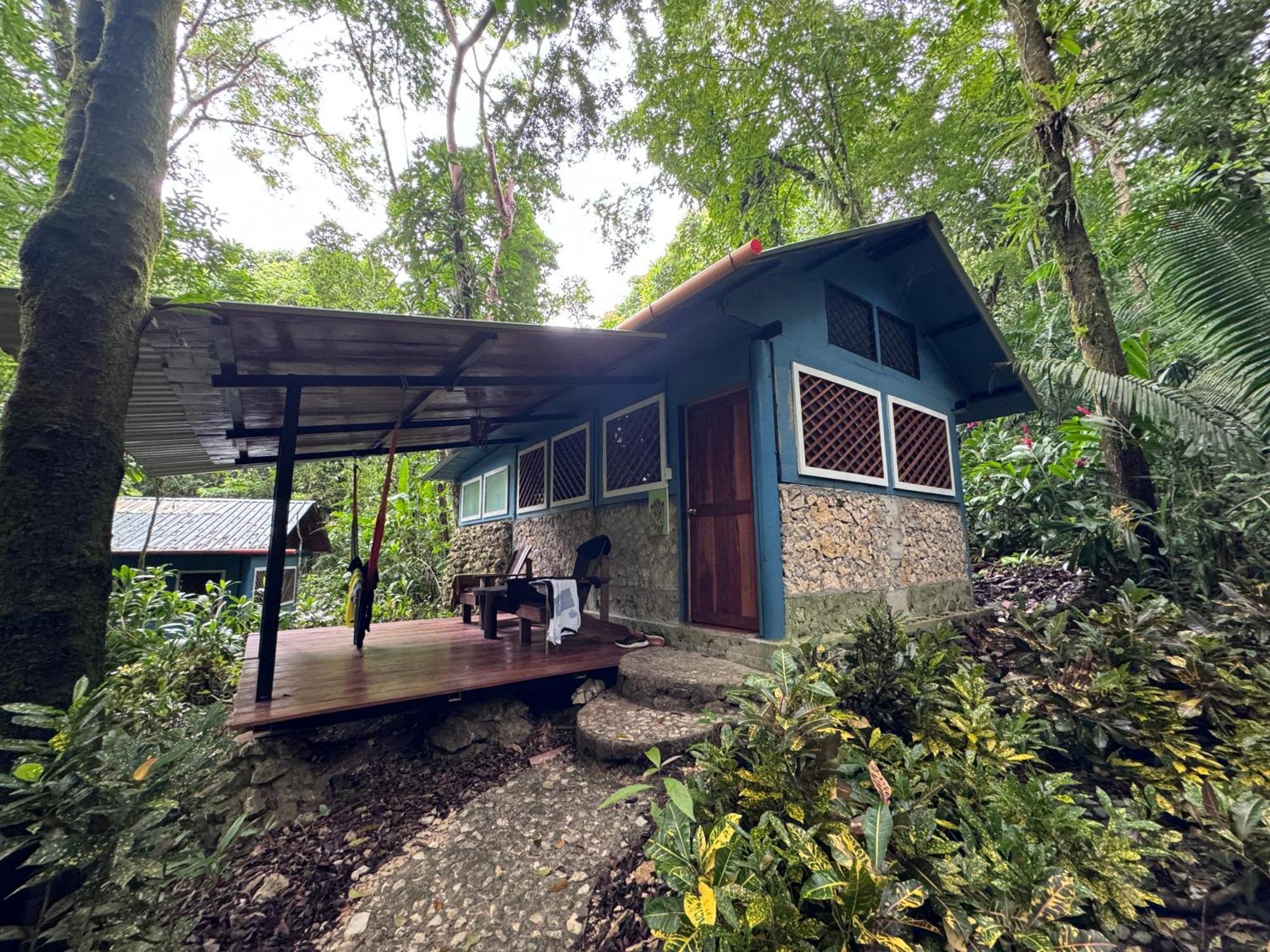 Finca Tatin Hotel Izabal エクステリア 写真